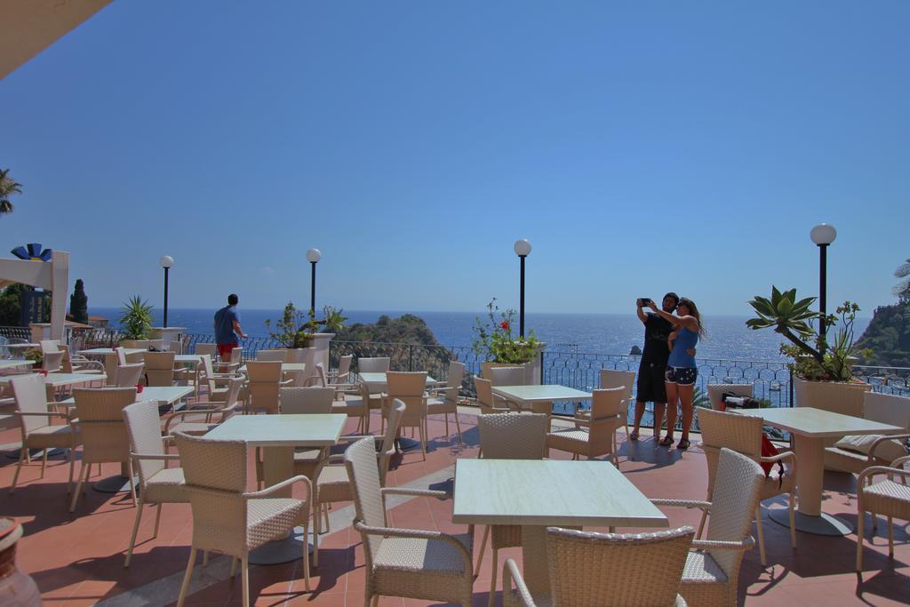 Hotel Baia Azzurra Taormina Kültér fotó