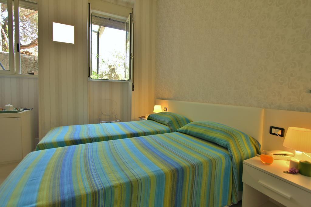 Hotel Baia Azzurra Taormina Kültér fotó